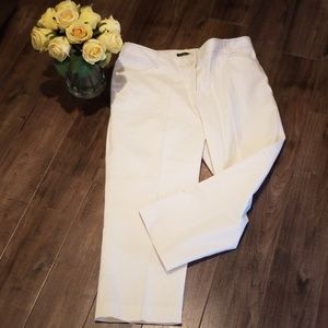 Liz Claiborne Off white ankle cropped pants